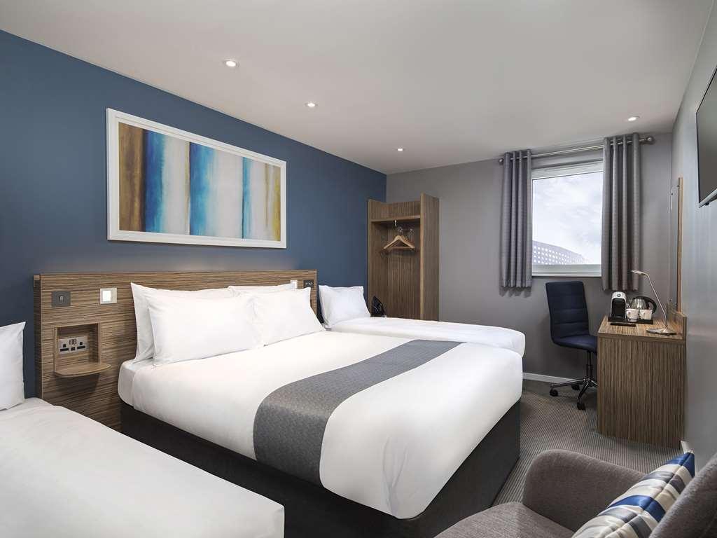 Travelodge London Central City Road חדר תמונה