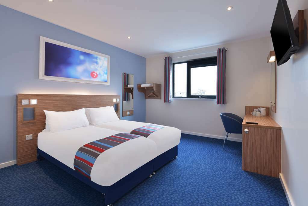 Travelodge London Central City Road חדר תמונה